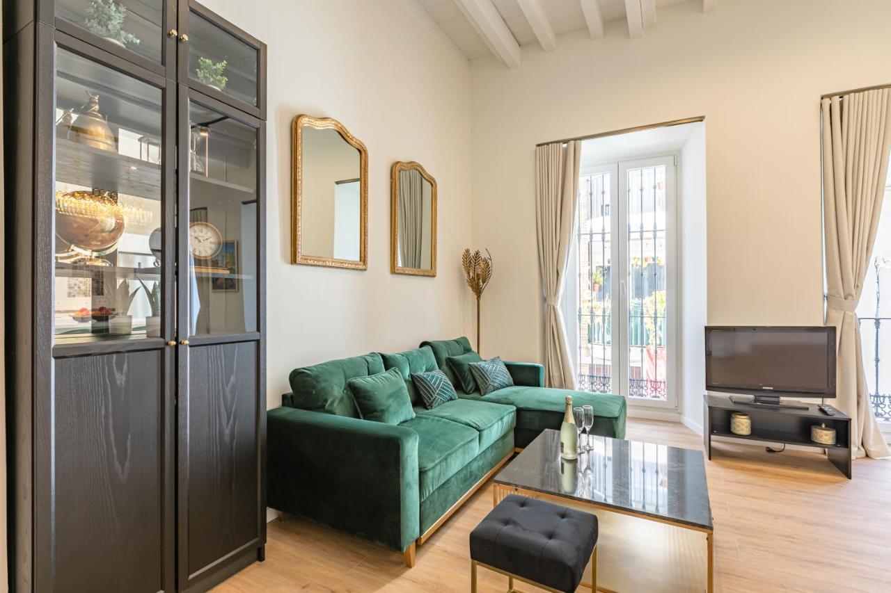 La Joya De Santa Cruz Calle Virgenes 21 Севилья Экстерьер фото